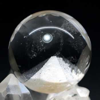 ホワイトファントムクォーツ丸玉（スフィア、球体石） - 埼玉県吉川市