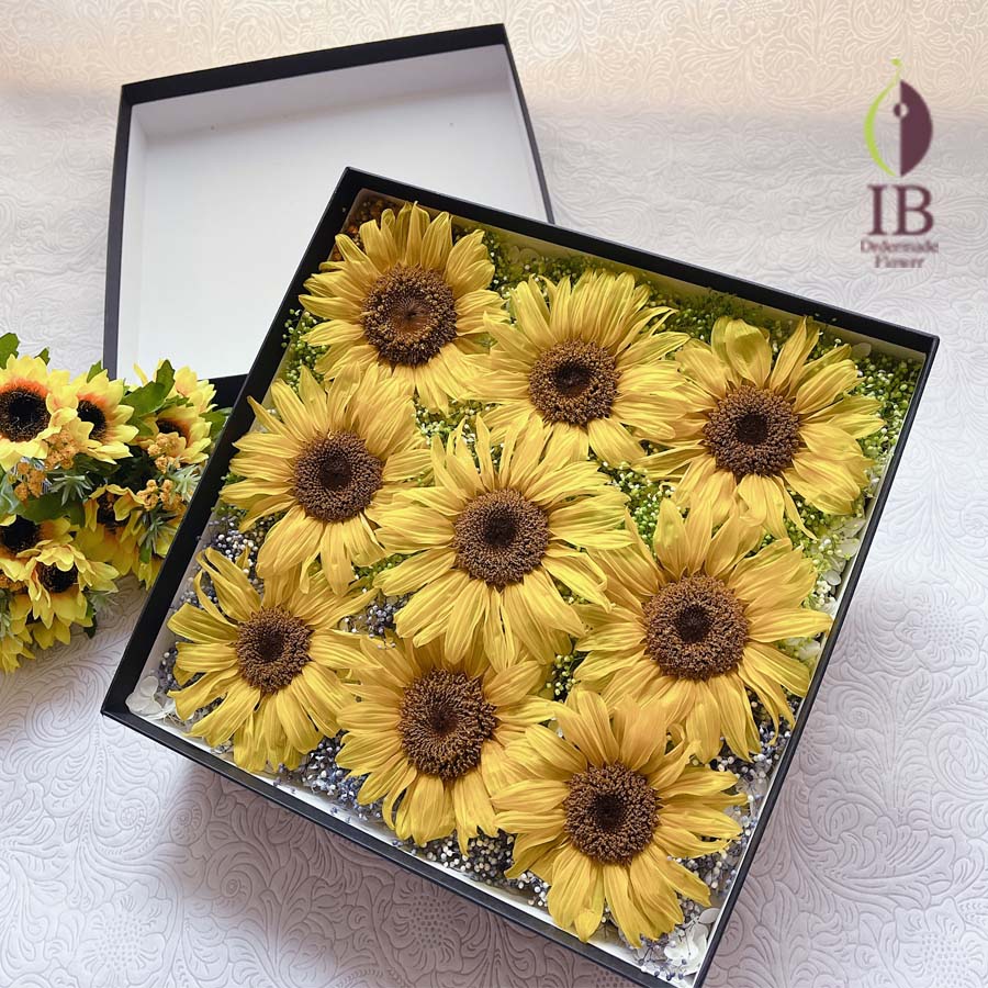 ブリザーブド フラワー プレゼント ひまわりのBOX220816m