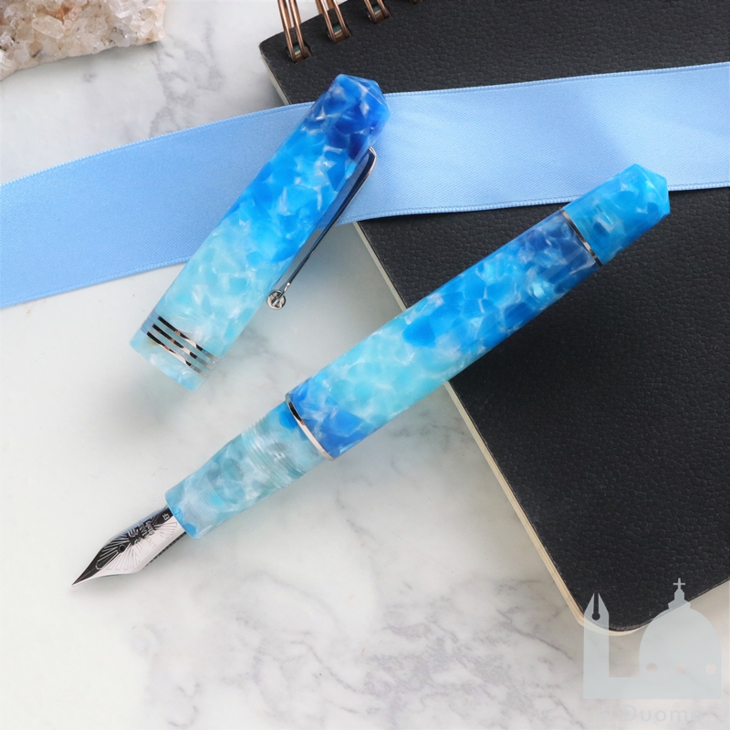 レオナルド モーメントゼロ アロハ 万年筆 スチールニブ（ゴールド