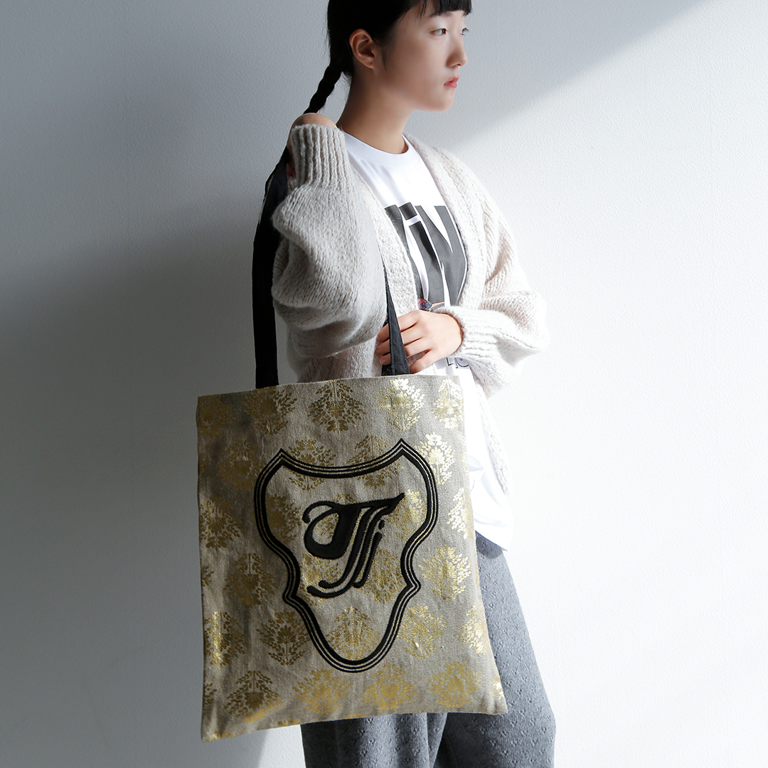 TOWAVASE トワヴァーズ maison de montagne リーフ柄 リネン 刺繍