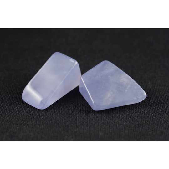 瑪瑙系の原石・磨き石・丸玉など 天然石・国産原石の専門店｜名取貴石