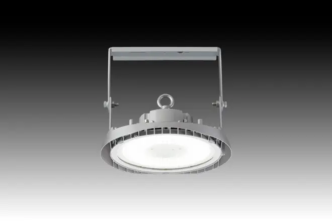 工場・倉庫などさまざまな高天井施設向けに大幅な節電と、40％軽量化