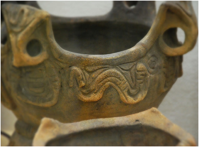 蛇 – 縄文記号の世界