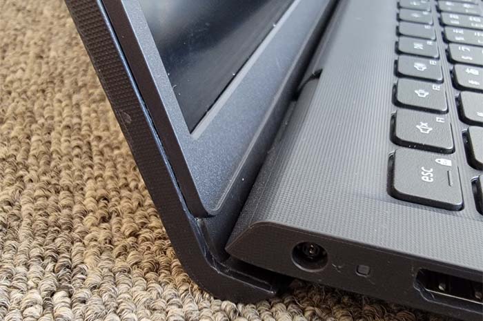 ヒンジ部分破損 DELL Vostro 15 3510 徳島県｜パソコン救急病院ジャム