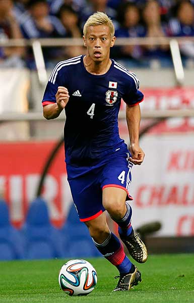 サッカーの日本代表は27日、埼玉スタジアムでワールドカ…：本田圭佑