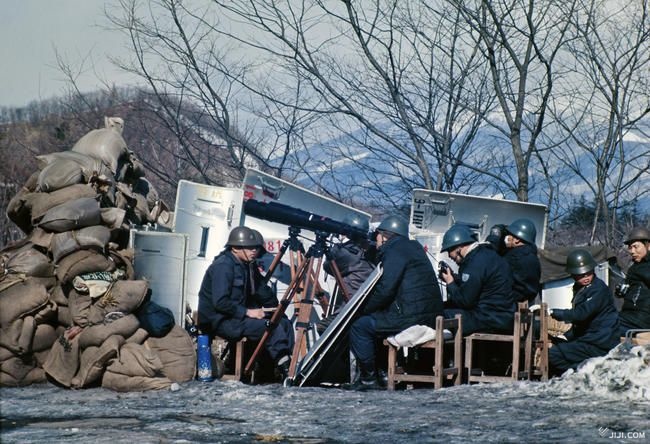 あさま山荘事件 長期化する攻防戦。「あさま山荘」の…：連合赤軍事件