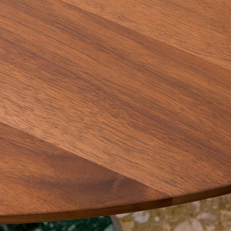 自分にベストな高さのテーブルを見つける！オーダー家具のように自分に