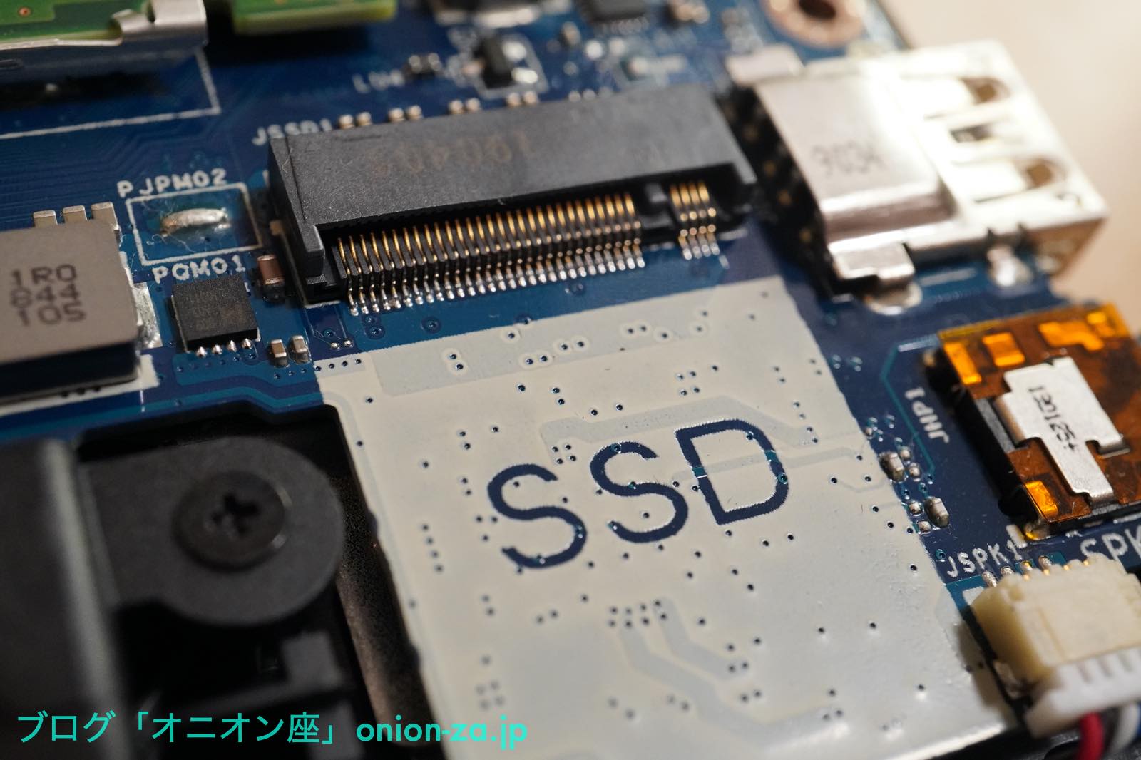 PC修理】DELL Inspiron 15 3000の液晶ディスプレイパネル交換をして