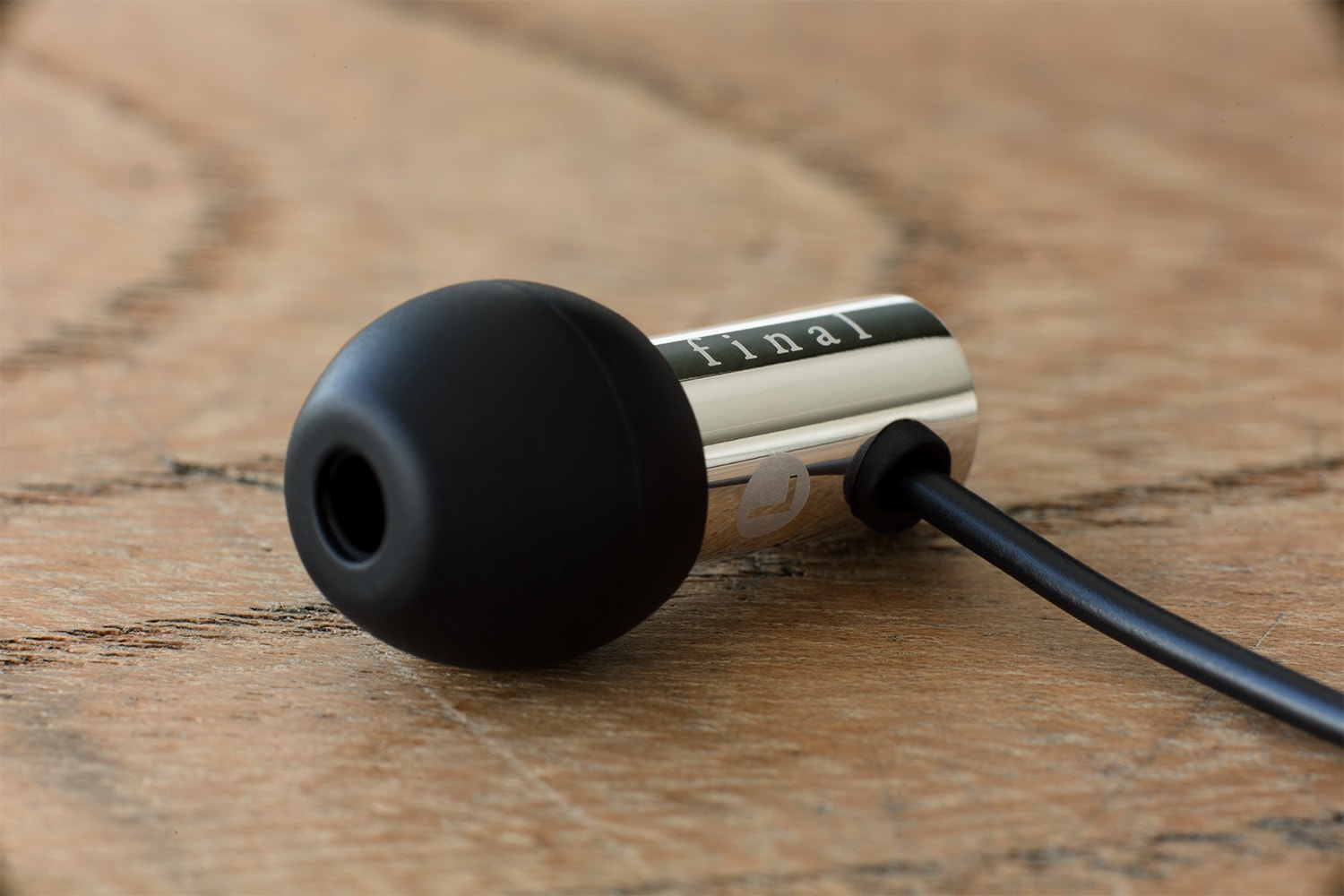 レビュー】低価格帯カナルイヤホン「final E3000」のマイク付きモデル