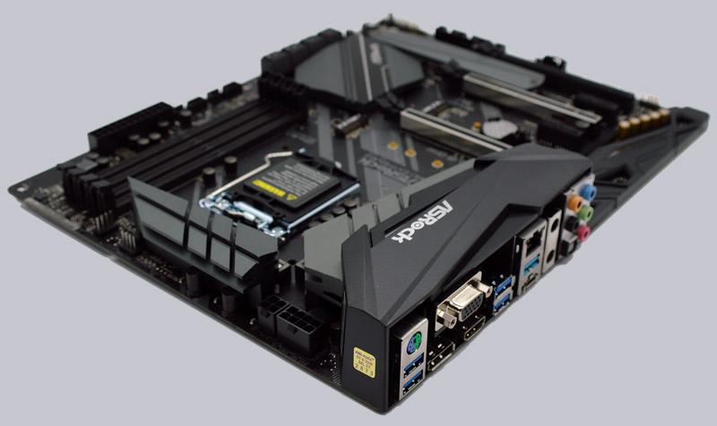 ASRock Z390 Extreme4 Intel LGA1151 Mainboard Test Aufbau, Design