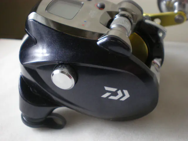 レオブリッツ300J - 45,800円 : 海釣り、船釣り専門店の沖三昧 ,釣具