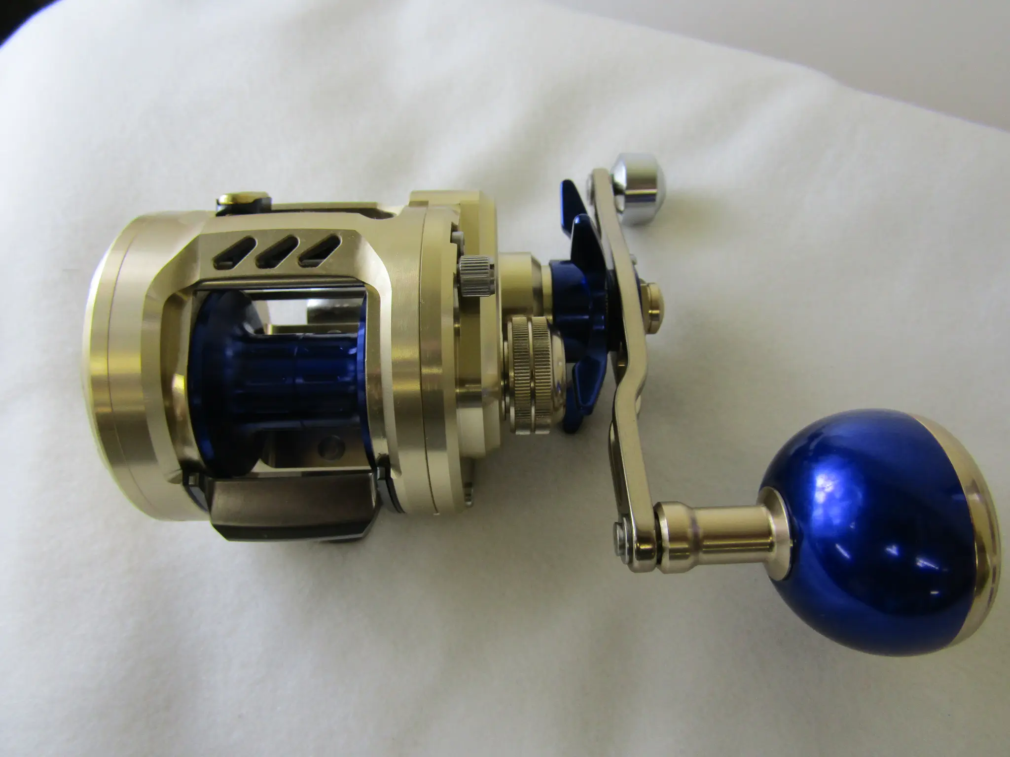 ミリオネアバサラ200H - 36,700円 : 海釣り、船釣り専門店の沖三昧