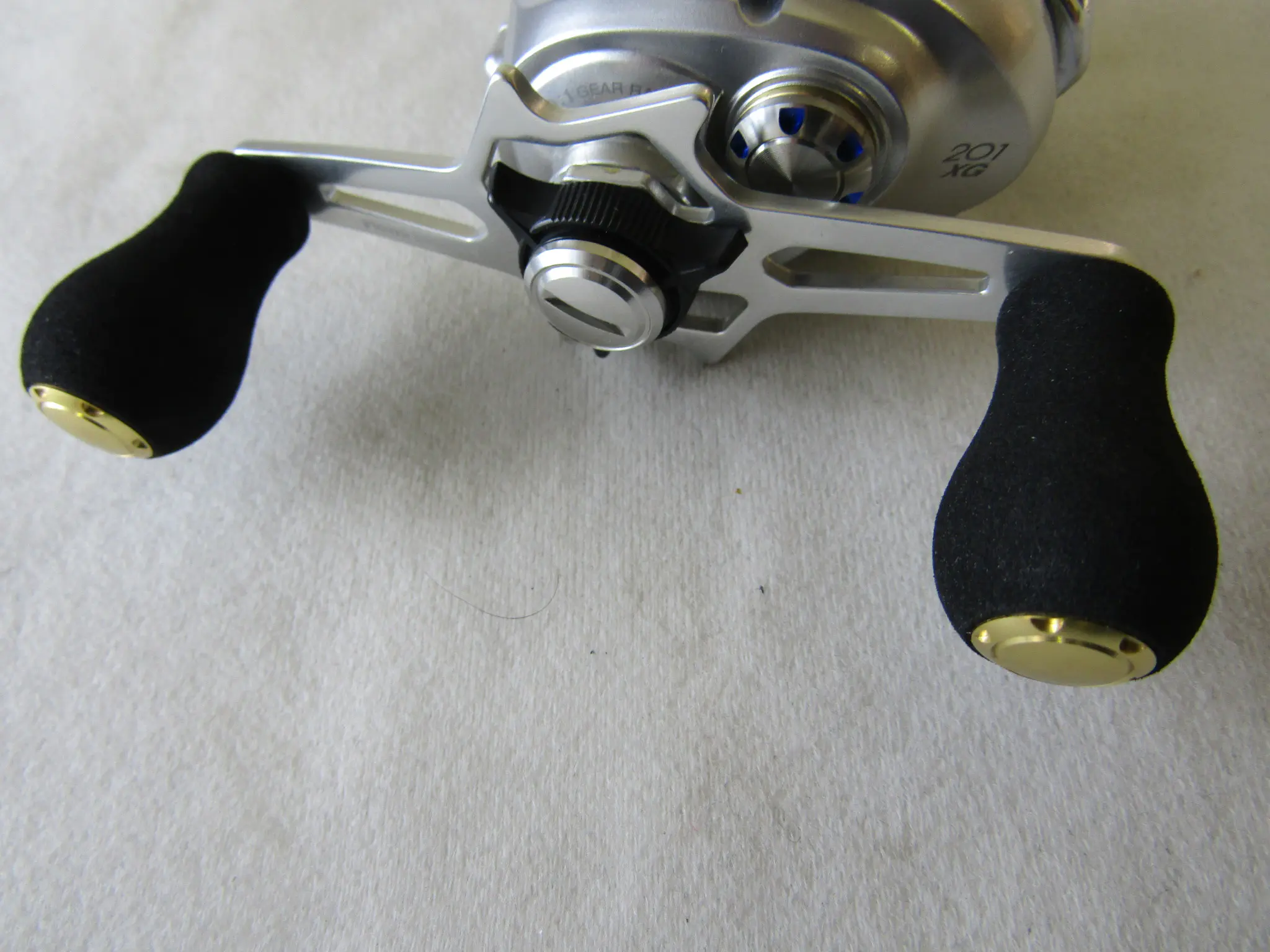 ステファーノ201XG（左） - 29,700円 : 海釣り、船釣り専門店の沖三昧