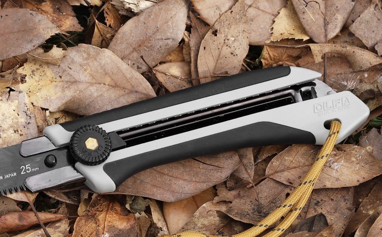 替刃式フィールドノコギリ FS1 アッシュグレー｜オルファ株式会社