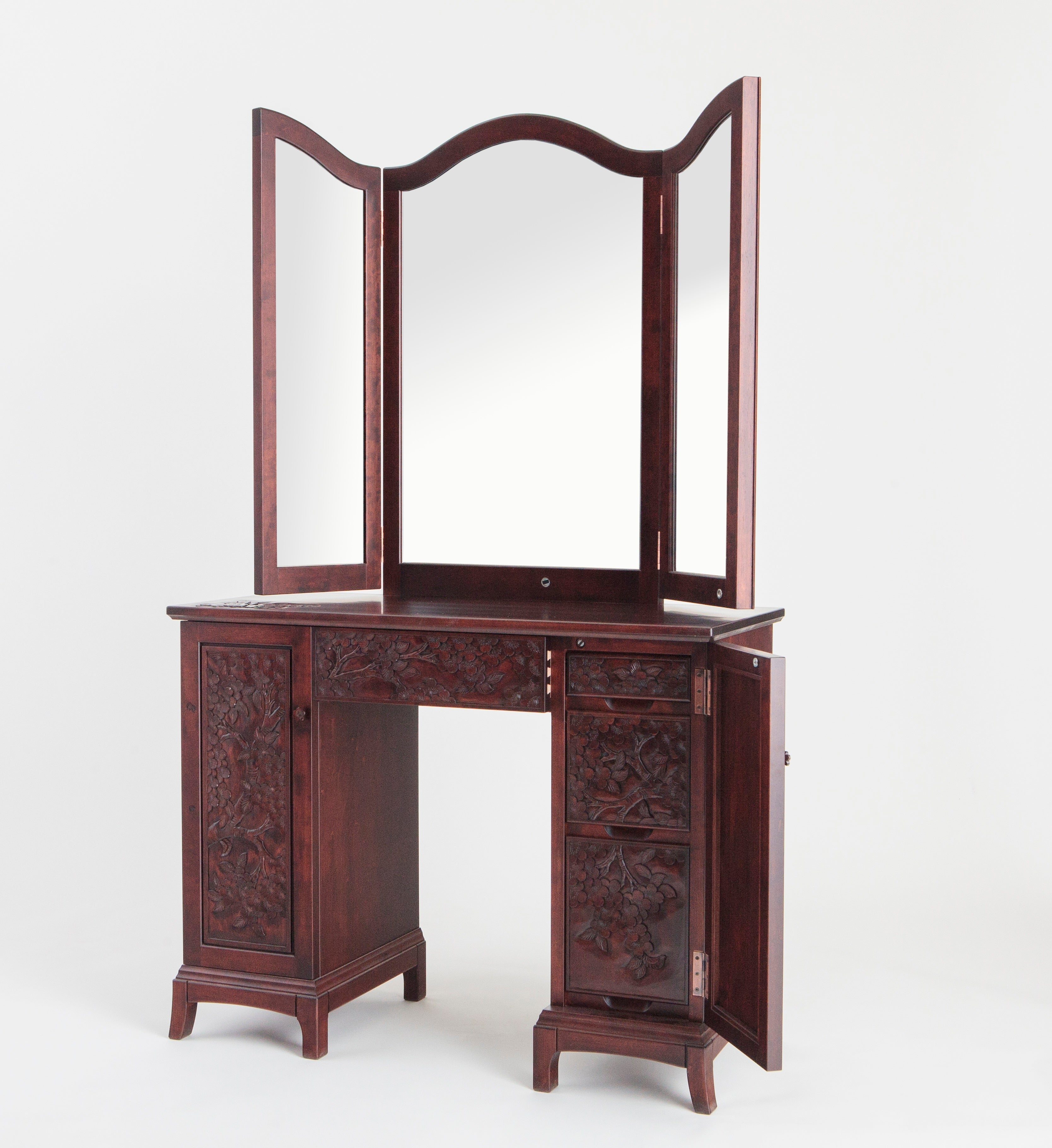 軽井沢彫の家具商品一覧｜元祖軽井沢彫大坂屋家具店 | 大坂屋家具店