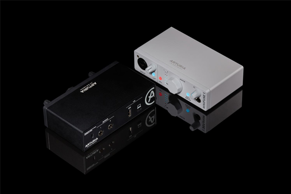 ARTURIAのオーディオインターフェイス『MINIFUSE1』がアウトレット品