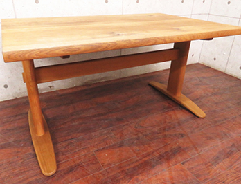 飛騨産業／キツツキ（KITUTUKI）穂高シリーズ ライティングビューロー