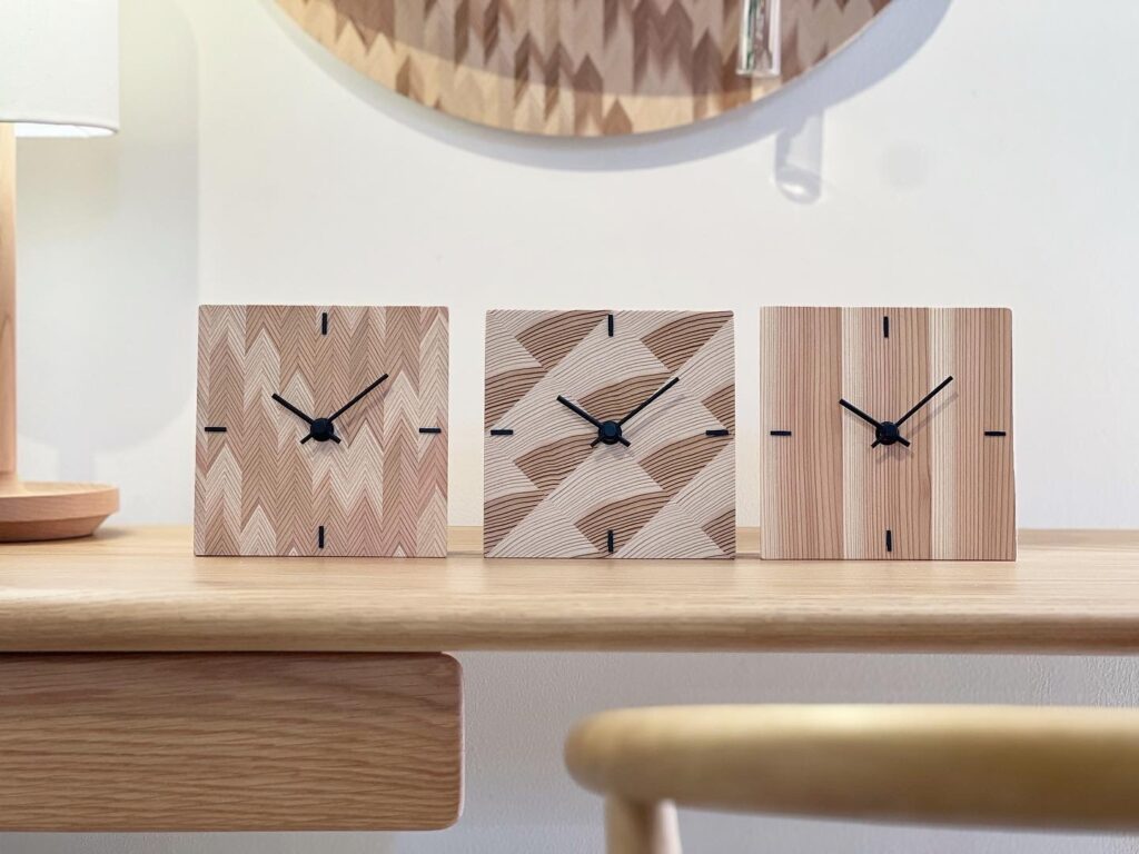 木目の美しさを最大限に生かした置時計！ミマツ工芸の『NENRIN/ねん