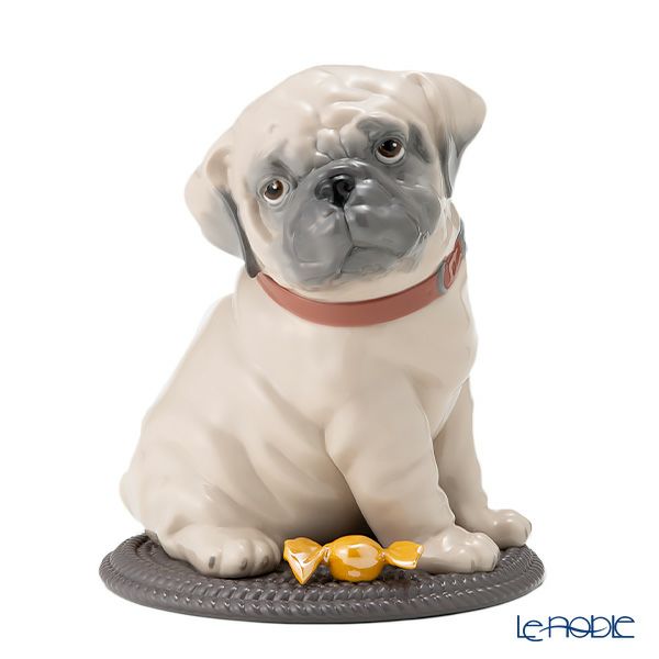 リヤドロ パグとキャンディー 09689 20×20×24cm | ブランド洋食器専門