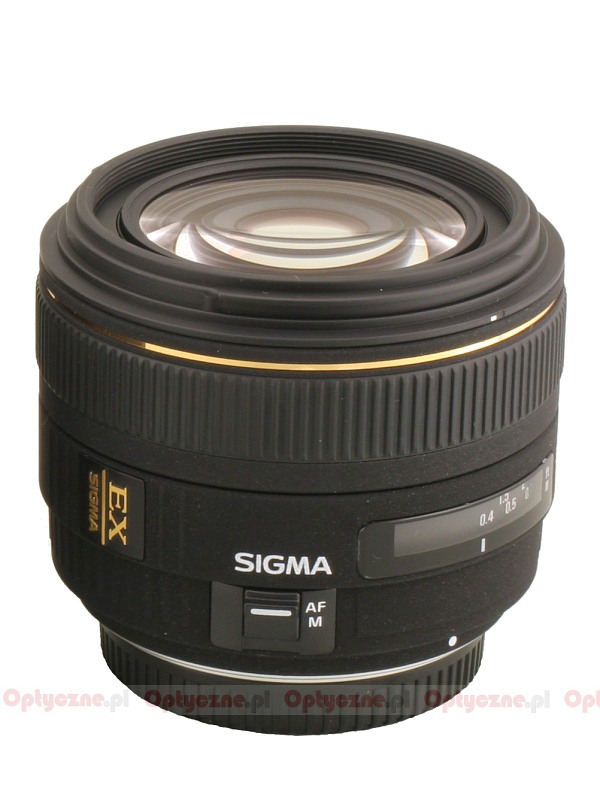 Sigma 30 mm f/1.4 EX DC HSM - LensTip.com
