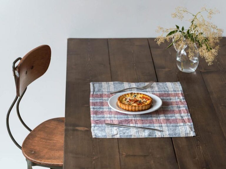 ベルトッツィ テーブルクロス _ インクローチョ（140×200cm）