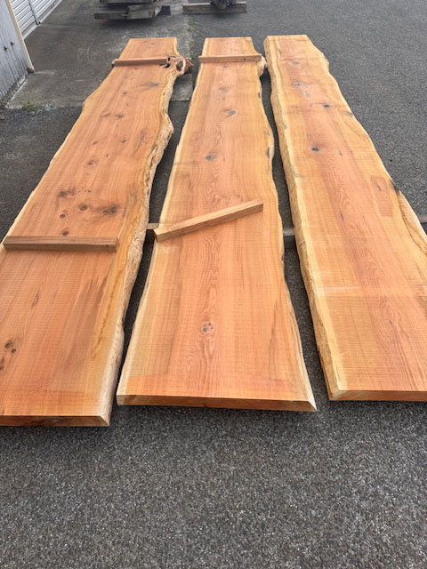 新商品入荷のお知らせ】 銘木 杉 椙板 すぎ スギ 杢 一枚板 耳付板 杢