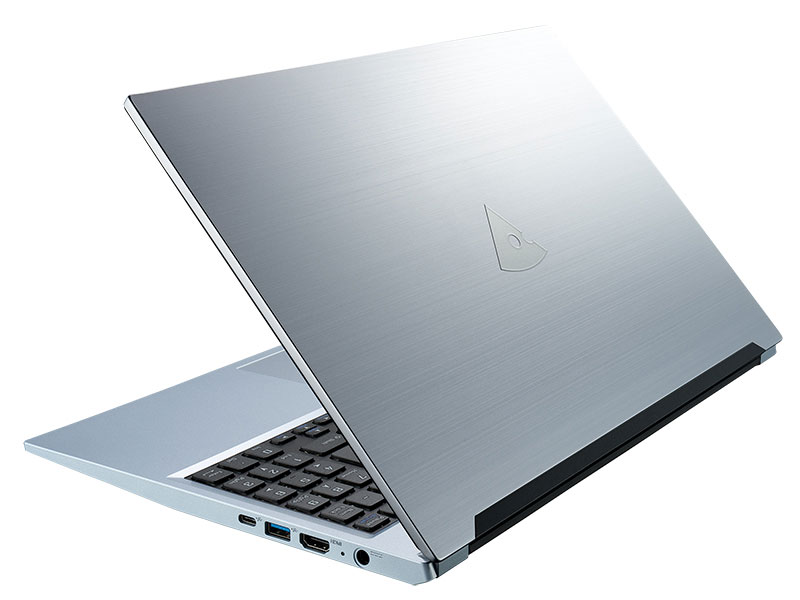 スタンダードな15.6型に、AMD Ryzenモデルが新登場 6コアCPU搭載で税別