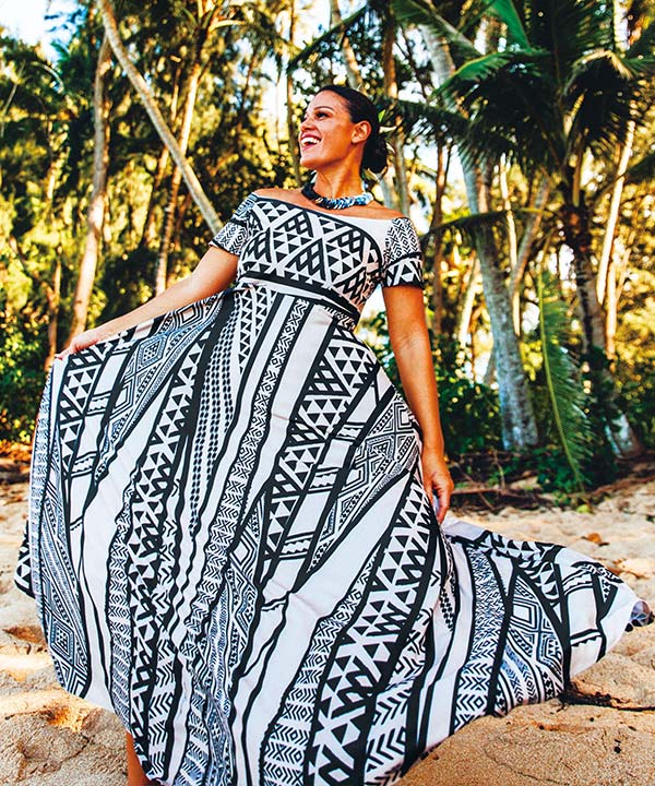 マウナロア【Maunaloa】|フラダンス衣装の専門店|セットインドレス