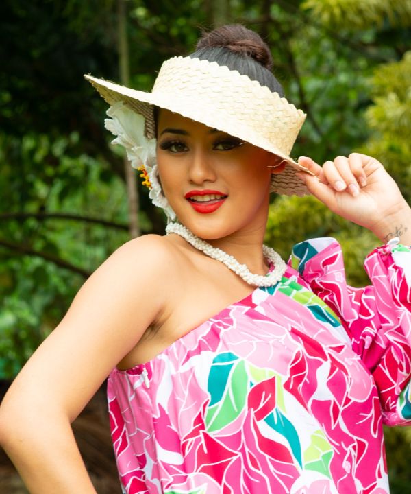 マウナロア【Maunaloa】|フラダンス衣装の専門店|パマサンバイザー