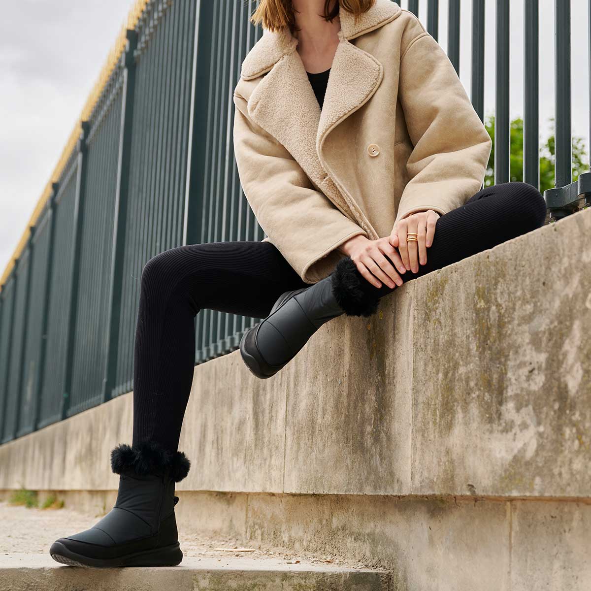 防水仕様】エル スポーツ ELLESPORT BLACK LABELシリーズ ファー付き