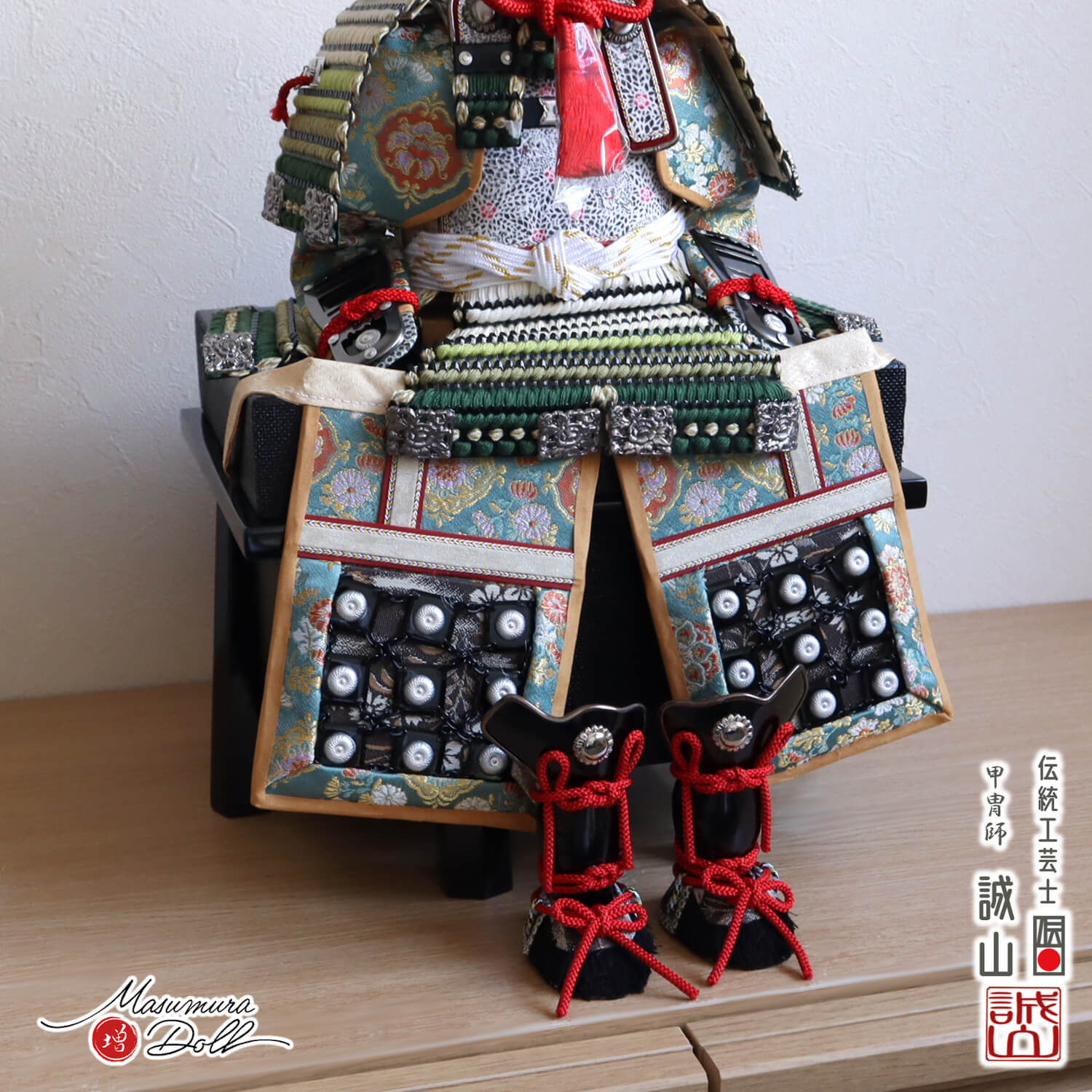 最新作 伝統工芸士 誠山作 5号 鎧飾 萌葱裾濃糸 総角 赤糸 黒小札