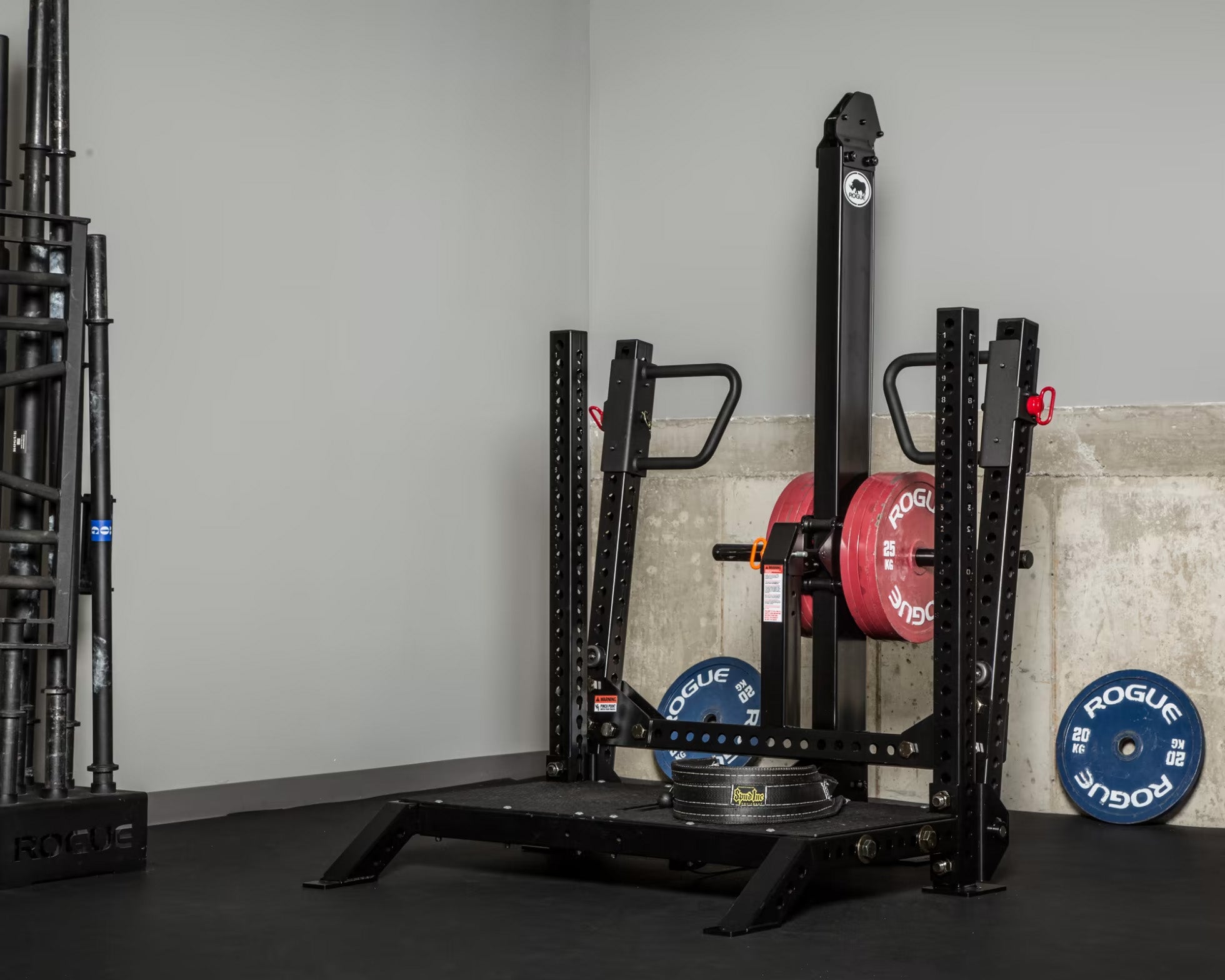 ROGUE モンスター ライノ ベルトスクワット - 独立型 — MBC POWER SHOP