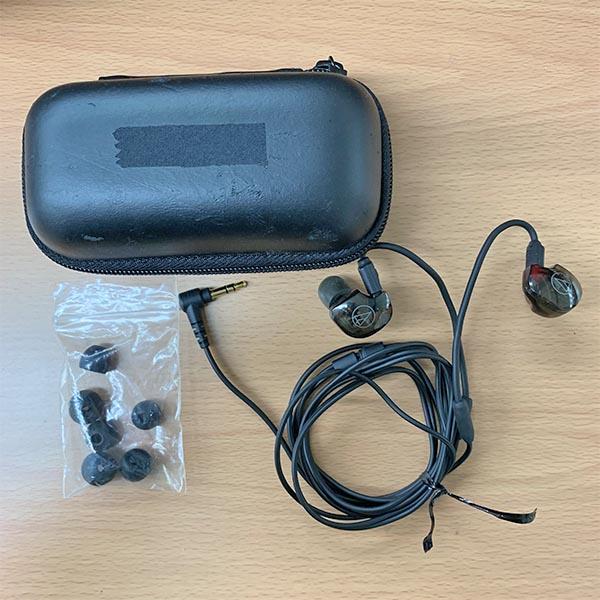 中古品》Audio-Technica オーディオテクニカ ATH-IM03 インナーイヤー