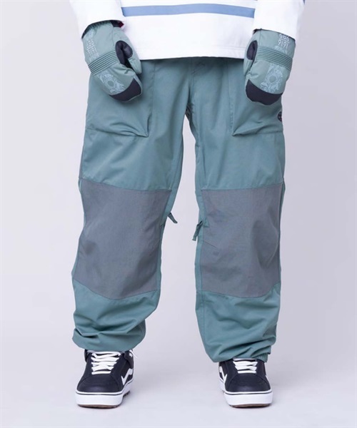 686 シックスエイトシックス M3WN223 2.5L GHOST スノーボード ウェア