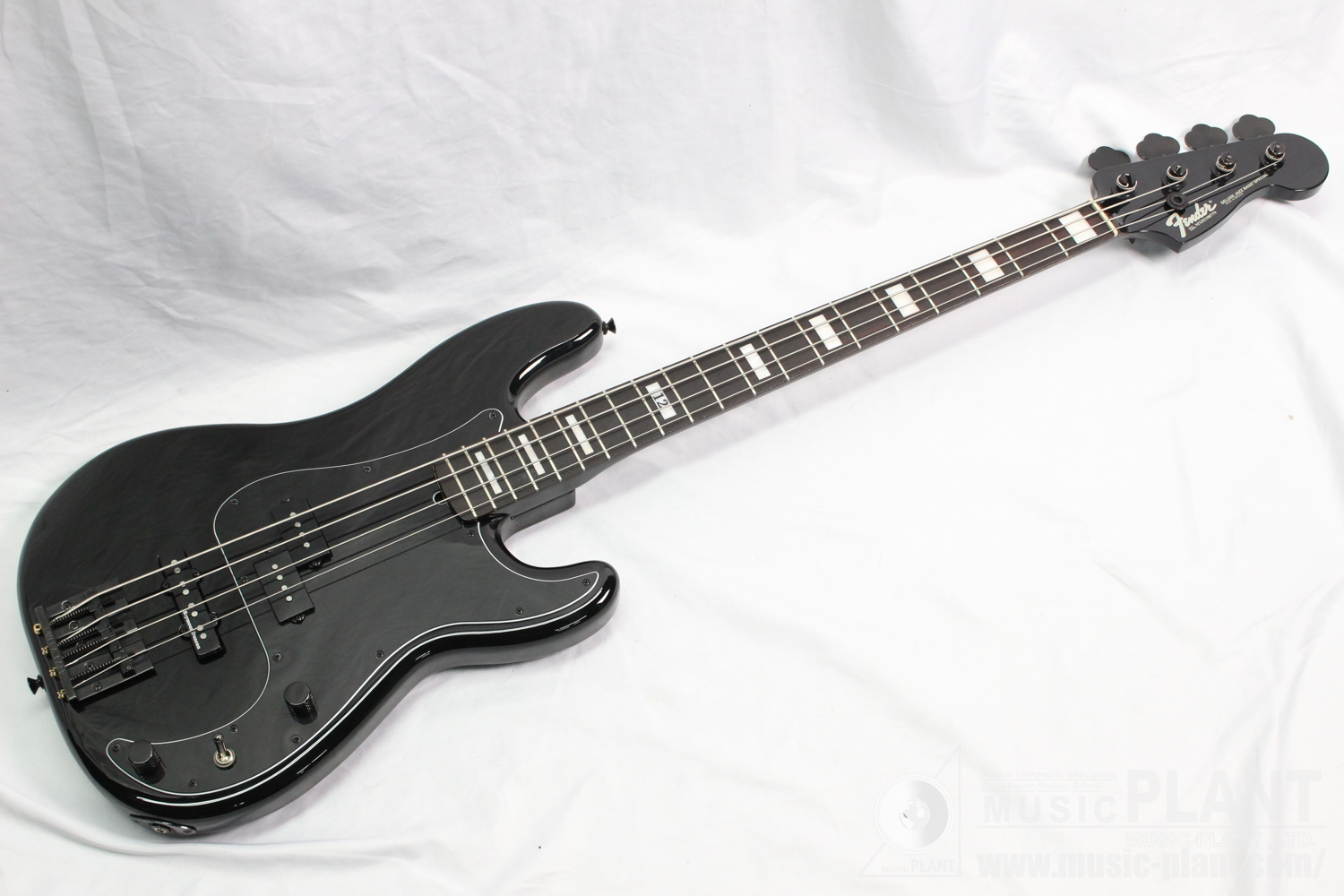 Fender Artistシリーズ プレシジョンベースDuff McKagan Deluxe