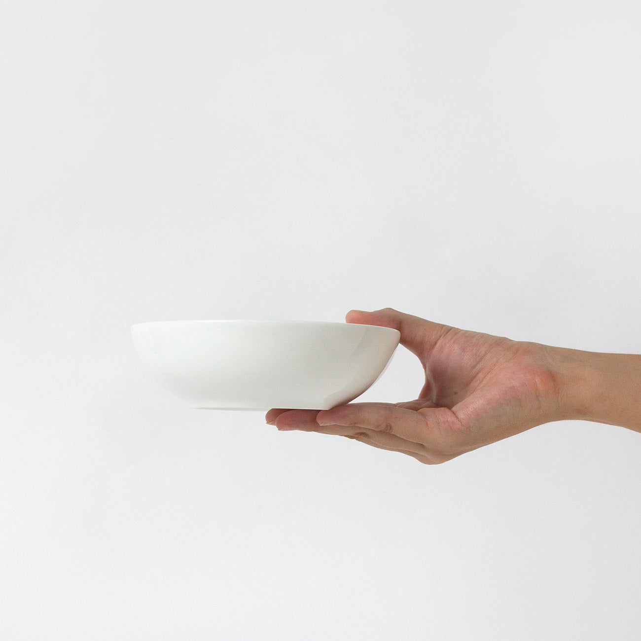 柳宗理ボーンチャイナシリーズ KIKYO – ニッコー公式オンラインショップ