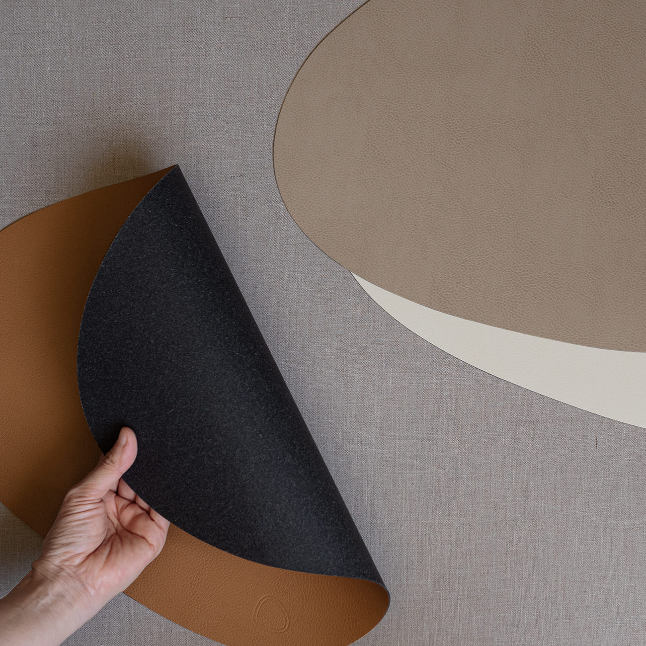 SERENE カーブマット L ネイチャー｜プレースマット｜LIND DNA