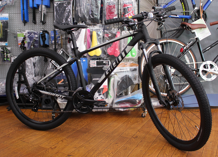 GIANTの2021年モデルATXが入荷いたしました。