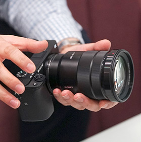 α6300＆αレンズ ~開発者が、その魅力を解説～｜デジタル一眼カメラ“α