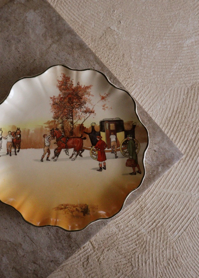 アンティークロイヤルドルトン プレート オータムプレート 飾り皿 馬車