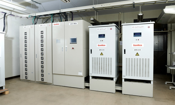 パワーコンディショナー（太陽光、蓄電池、燃料電池） | 電源機器