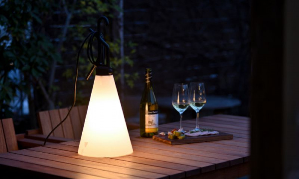 メーデーランプ / ブラックFlos（フロス） | 公式通販 家具・雑貨