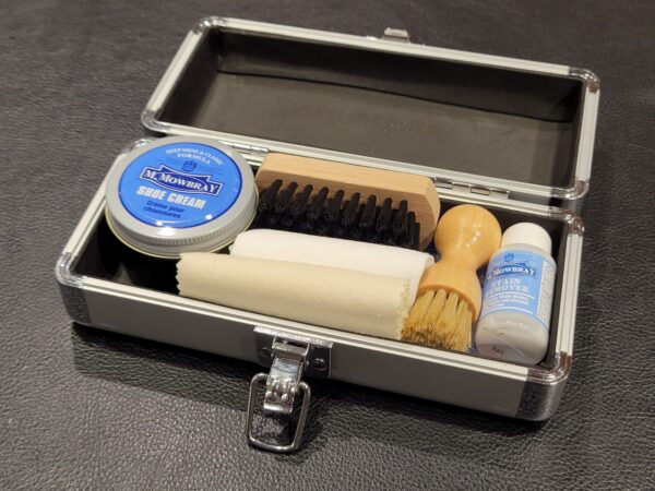 アルミケースで気持ちを上げる靴磨きセット | シューケアマイスター