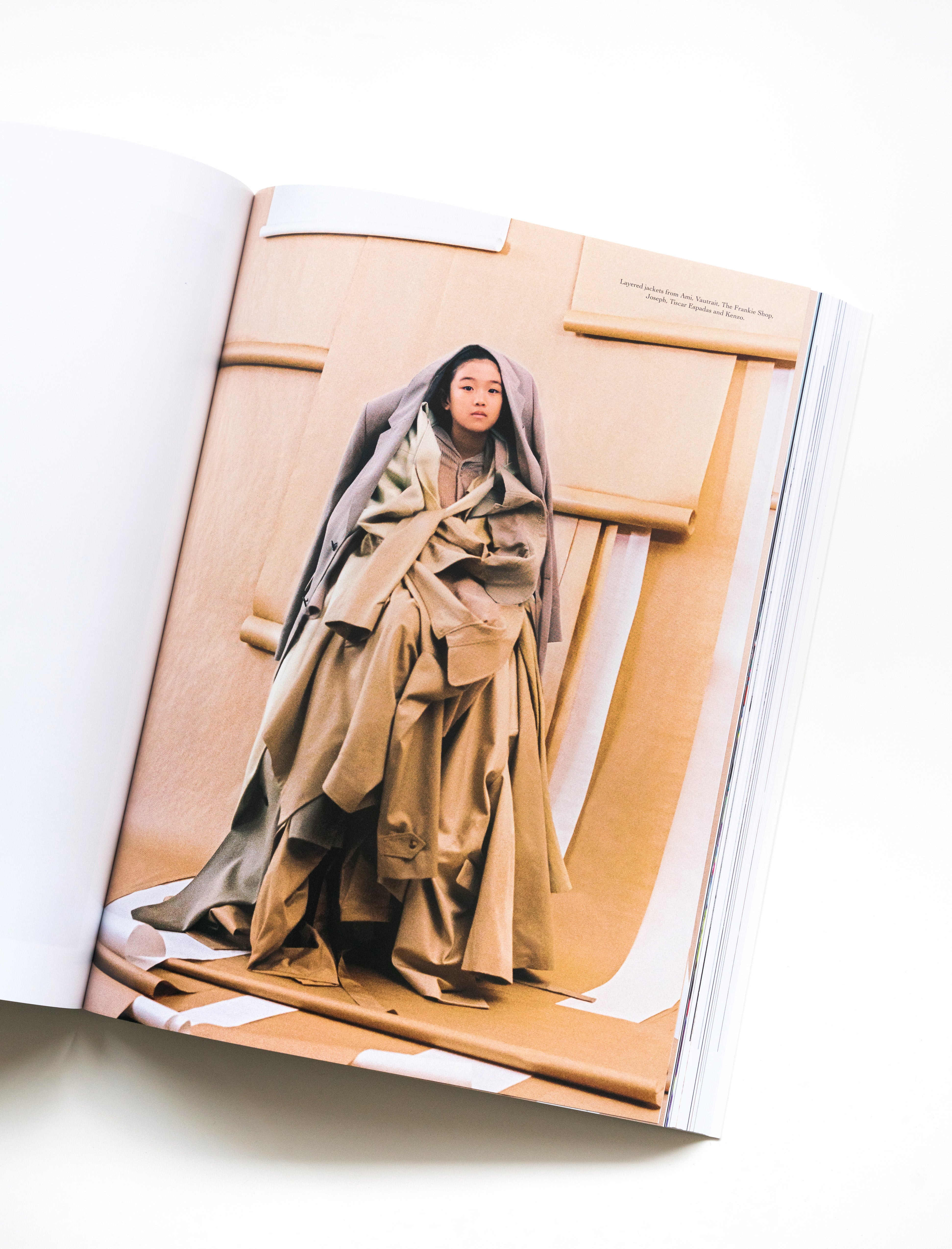 Encens Magazine N51 – Neighbour