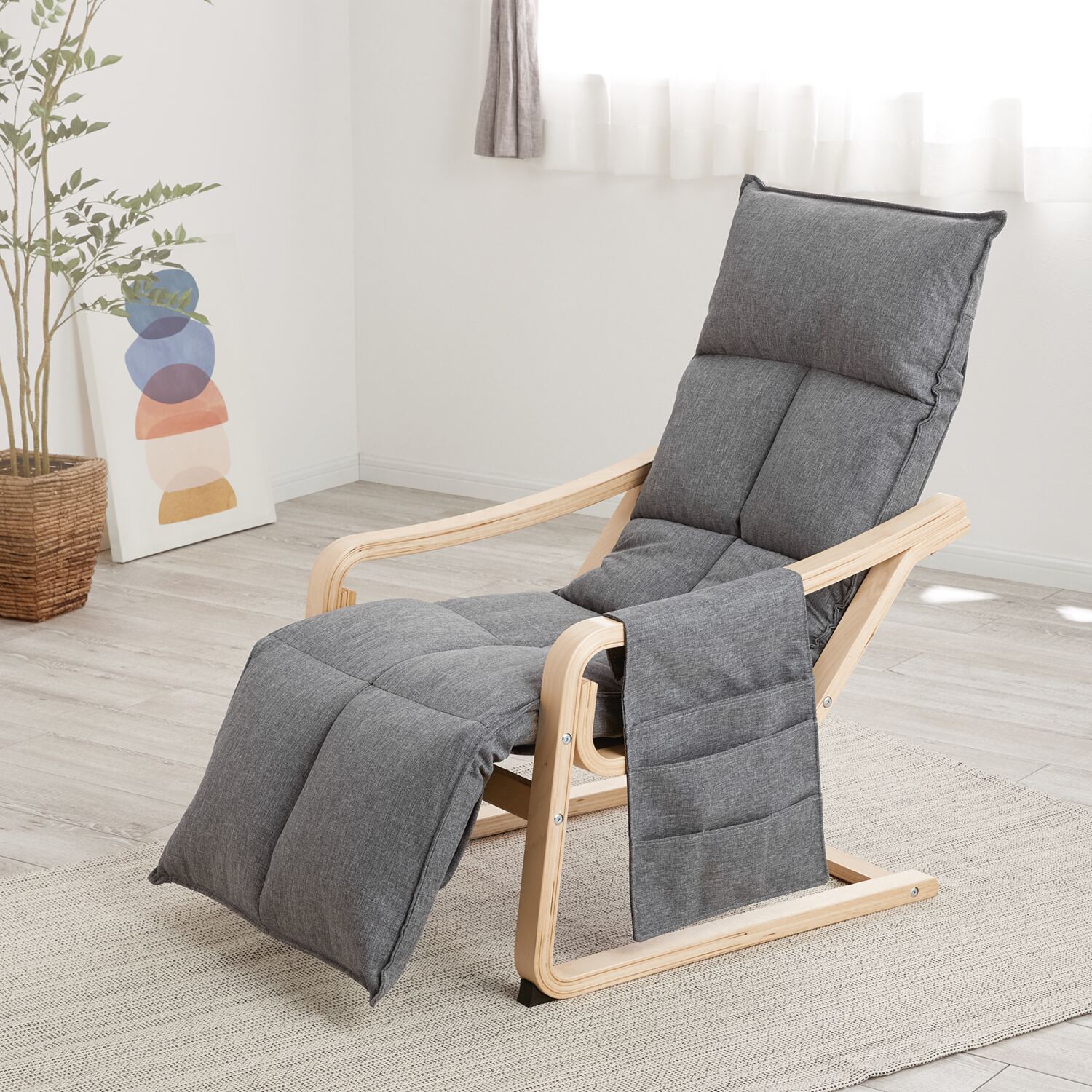 国内特許取得構造！ リクライニング＆ 曲木のしなりでロッキング