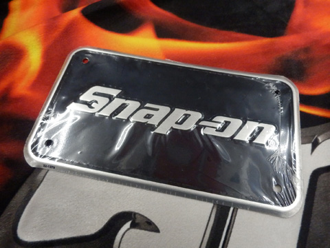 Snap-on（スナップオン）ミニライセンスプレート「BLACK METAL