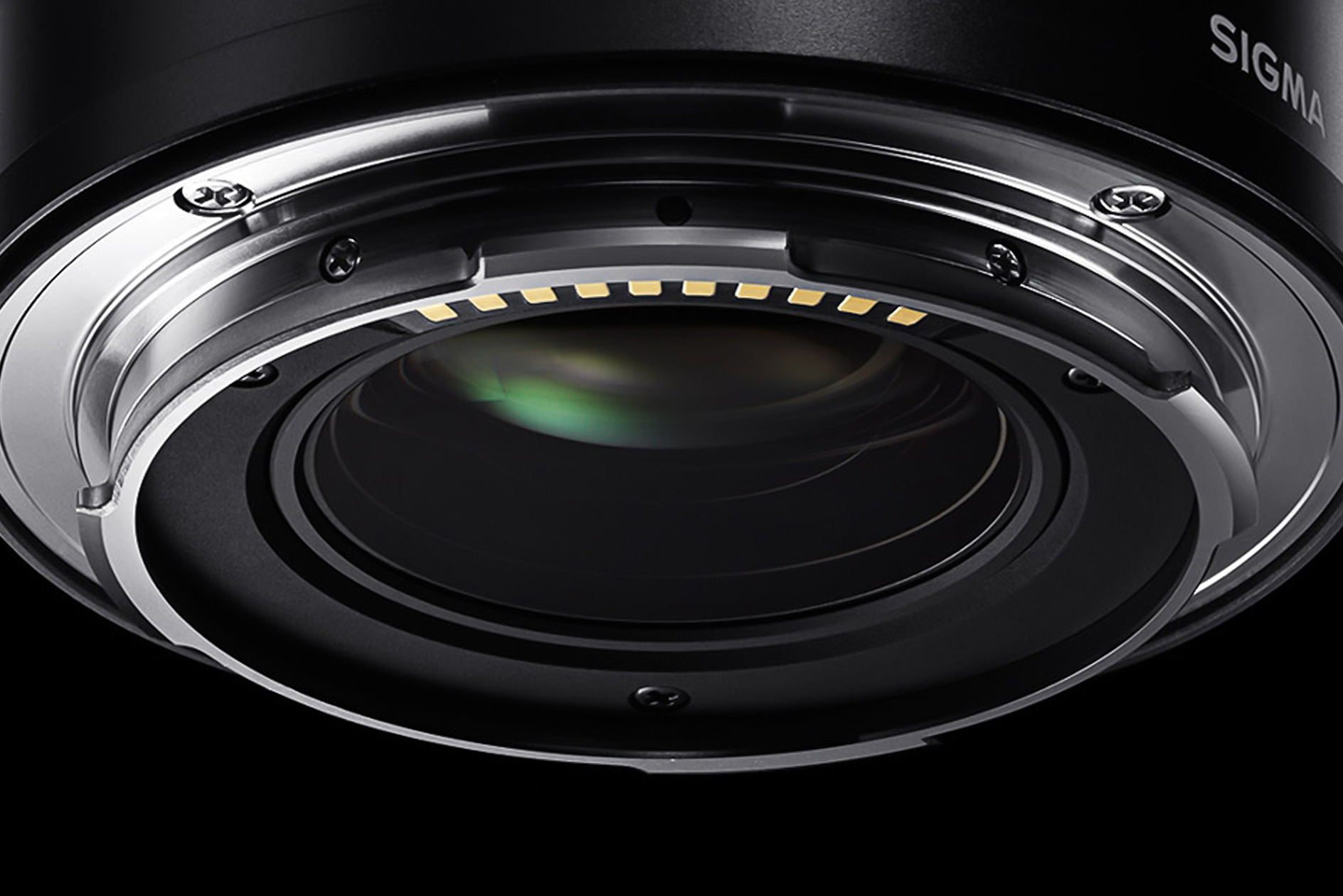 SIGMA 65mm F2 DG DN | Contemporary | SIGMA Corporation of America