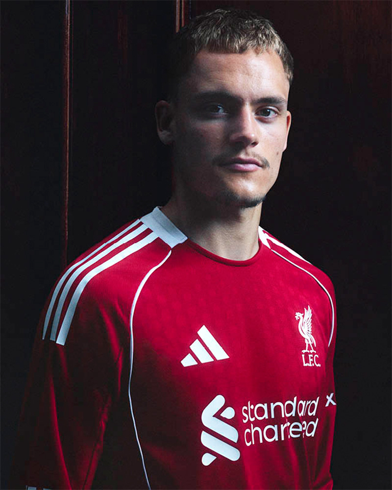 アディダス リヴァプール 25-26シーズンモデルユニフォーム