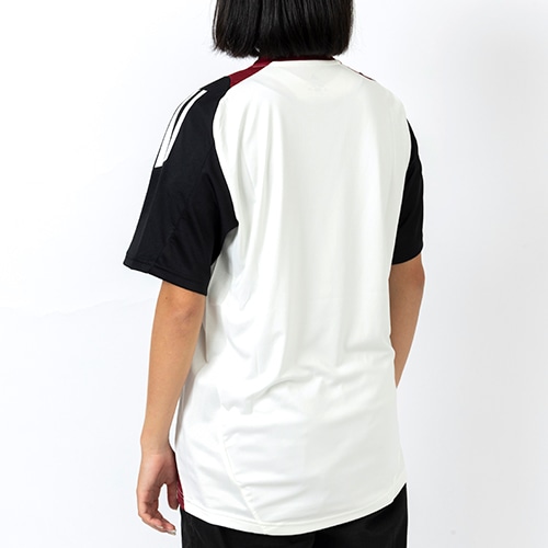 24-25 マンチェスター・ユナイテッドFC トレーニングジャージー