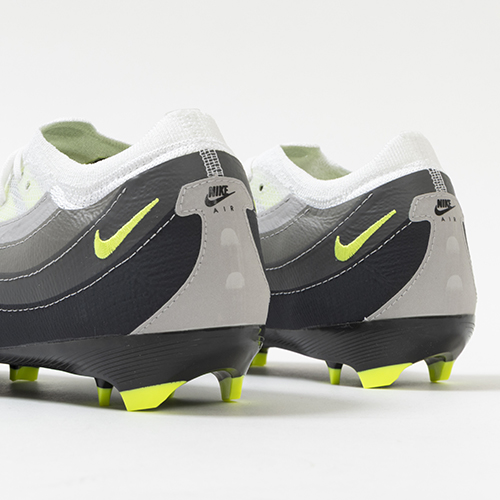 ジュニア ズーム マーキュリアル ヴェイパー 16 プロ AM95 SE FG